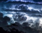 Figyelem! Itt fog zuhogni szerdán >> jég, felhőszakadás, károkozó szél jöhet! Figyelmeztetés az egész országra!