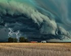 16 megyére adtak ki figyelmeztetést mára! – nagyméretű jég, felhőszakadás, heves zivatar, 70 km/órás szél jön dörgéssel villámlással.