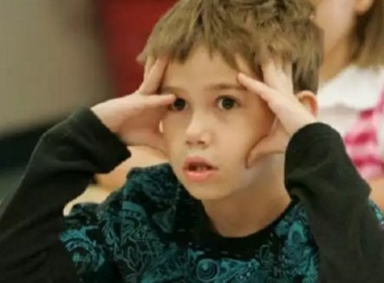 Egy diák megkérdezte, mi a szerelem! Lehidalt a választól, amit tanárától kapott!