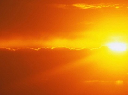 Be­i­ga­zo­ló­dik az elő­re­jel­zés: Po­koli hő­hul­lám tart ha­zánk felé!