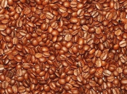 TE MEGTALÁLOD A SOK KÁVÉBAB KÖZÖTT A KATICABOGARAKAT ÉS AZ ARCOKAT?