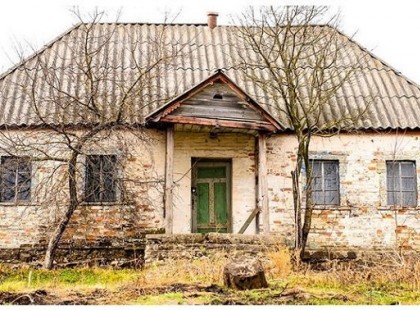 Egy fotós fedezte fel ezt az elhagyatott házat. Miután kinyitotta az ajtót, nem akarta elhinni, amit odabent látott.