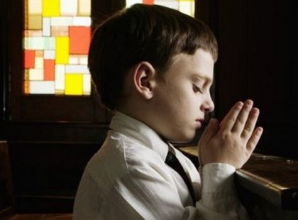 ROSSZABBAK A VALLÁSOSNAK NEVELT GYEREKEK