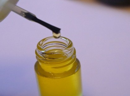 MÉG AZ ÖRÖKLETES KOPASZSÁGOT IS VISSZAFORDÍTJA: VISSZANŐ A SZEMPILLA ÉS A SZEMÖLDÖK IS, ÍME A RECEPT!