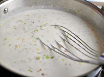 Póréhagymamártás, ízletes csoda húsok mellé!