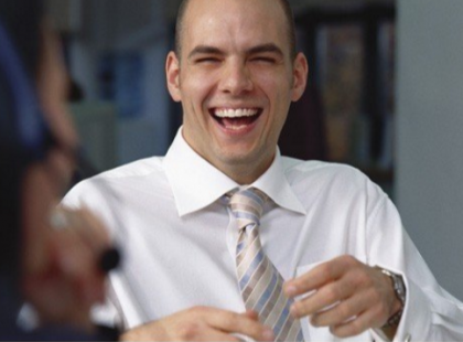 ELKÉPESZTŐ, MIKET ÍRNAK A MAGYAROK ÖNÉLETRAJZAIKBA! ÍME A LEGVICCESEBB RÉSZLETEK!