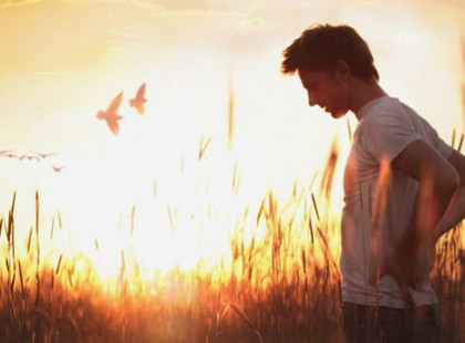 Egy diák megkérdezte tanárától, mi a szerelem. Nem mindennapi választ kapott!