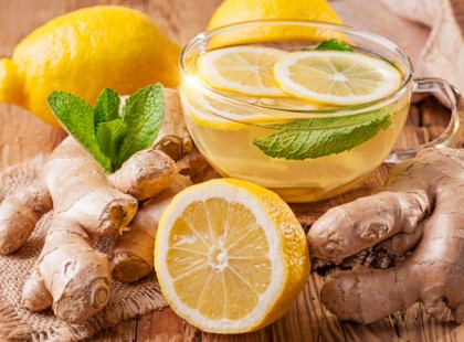 ELÁRULOM AZ IGAZI GYÖMBÉRTEA RECEPTJÉT, AMI MEGVÉD A REUMÁTÓL, A DAGANATOS BETEGSÉGEKTŐL ÉS A SZÍVPROBLÉMÁKTÓL