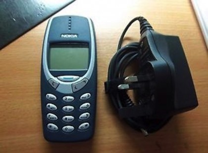 Boldog szülinapot, Nokia 3310!Ma 16 éves a mobil, amit az egész ország imádott - nyomj egy lájkot,ha neked is volt ilyen telód