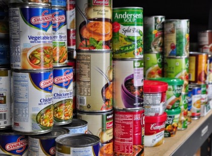 Kizárólag gyári csomagolású, bontatlan, nem romlandó, száraz élelmiszer, konzervet, gyümölcsöt, zöldségfélét, péksüteményt, nem romlandó élelmiszert kaphatsz ingyen ha rászoruló vagy