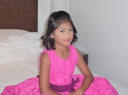 Erről a 10 éves Fülöp szigeteki lányról beszél az egész internet… Nemsokára libabőrös leszel!