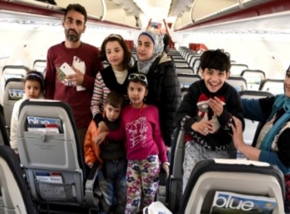 Nem csak nyaralni járnak haza a migránsok a segélyből, még megdöbbentőbb dologra derült fény