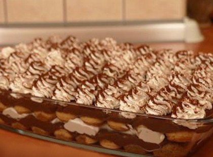 Csokis rakott babapiskóta, ennél egyszerűbb recept nincs!