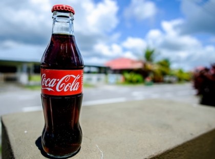 MINDIG LEGYEN OTTHON EGY ÜVEG KÓLA! ÉLETET MENTHET!