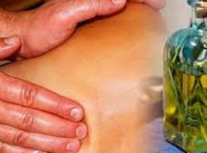 ÍGY KÉSZÍTS ROZMARINGOS ALKOHOLT: NINCS TÖBB REUMA, KÖSZVÉNY, VISSZÉR ÉS CELLULITISZ