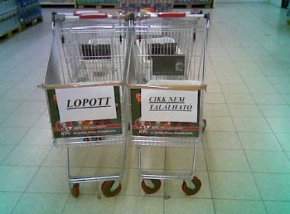 Ma a SPÁRBAN a biztonsági őr megalázott. Többször nem megyek a spar üzleteibe..