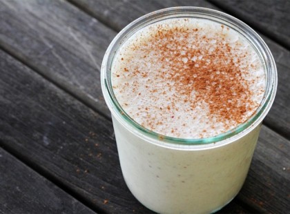 MI TÖRTÉNIK, HA FAHÉJAS JOGHURTOT ESZEL REGGELENTE?