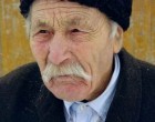 A gazdag kereskedő ki akarta semmizni a szegény bácsit, ám végül irgalmatlanul megszégyenült