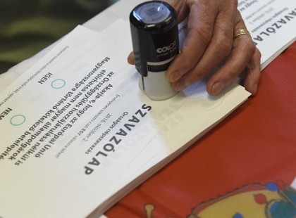 Üzenet a felelőtlen magyar embereknek!