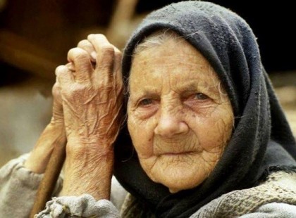 Nem mindennapi tettel ríkatta meg az erdélyi néni a magyar motorost!