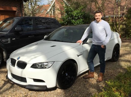 Vezető beosztású ,32 éves férfi vagyok magyar viszonylatban álomfizetéssel.