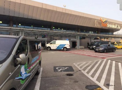 Friss! Óriási a káosz!Rendőrök lepték el Ferihegyet!