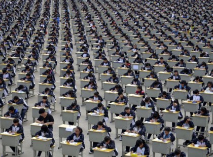 Sokkoló képek tanúskodnak arról, mekkora túlnépesedéssel küzd kína