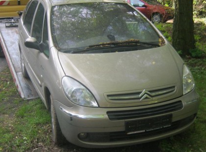 Nagyon olcsón vehetsz most autót ! Szinte fillérekért vásárolhatsz autót >> számtalan márka, különböző állapotú autók!