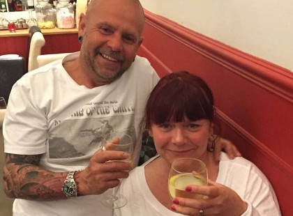 A NŐ ELVESZTETTE EMLÉKEZETÉT, ÁM A SZERETŐ FÉRJ TUDTA, MIT KELL TENNIE!