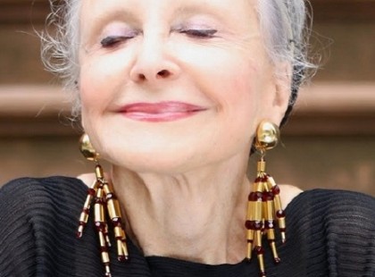 Fontos tanácsok egy 92 éves hölgytől minden nőnek! Ha sírhatnékod van, tartsd magad, szenvedj és haladj tovább!