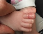 Ez a kisbaba nem hagyta abba a sírást. Aztán a szülei EZT fedezték fel a lábán. Mindenkinek tudnia kell erről a veszélyről!