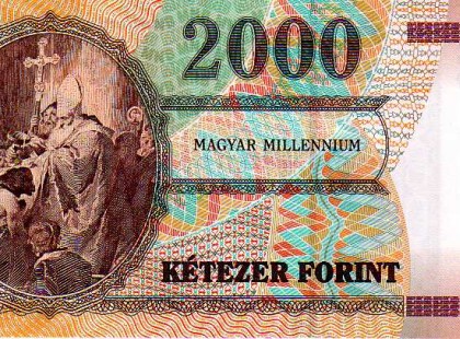 FIGYELEM! ITT AZ ÚJ 2000 FORINTOS! MÁTÓL TÖRVÉNYES FIZETŐESZKÖZ!