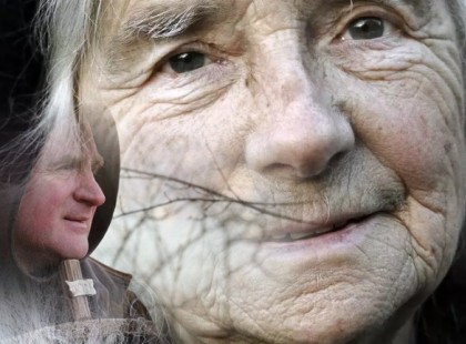 Böjte Csaba testvér felvett egy idős stoppost.. Ám nem hitte volna, hogy ilyesmivel gazdagszik majd!