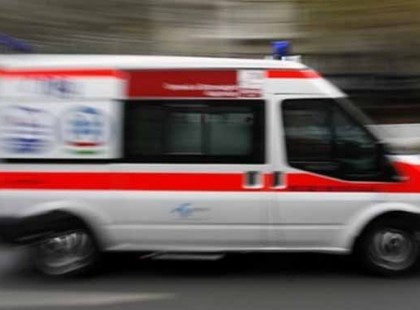 Nem kívánom Neked, hogy Te is erre a sorsra juss, de könnyebben megtörténhet, mint gondolnád. Azt kívánom, hogy akkor ne kelljen mentőt hívni hozzád. Ja, és boldog karácsonyt.