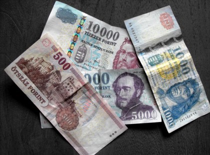 16 ezerrel kapnak többet a nyugdíjasok jövőre!