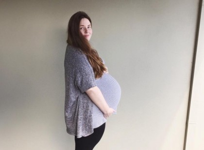 Ez az anyuka negyedik gyermekét várta, ám pocakja csak nőtt, nőtt és nőtt...