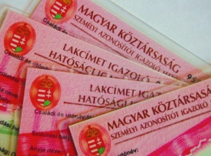 Mostantól szigorúan büntetik, ha nem ott laksz, ami a lakcímkártyádon szerepel!