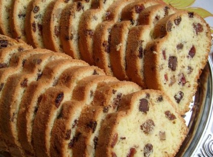 Gyümölcsös püspökkenyér