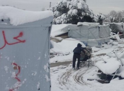 Fáznak a migránsok! Nem ilyennek képzelték Európát: fagyhalál vár a migránsokra