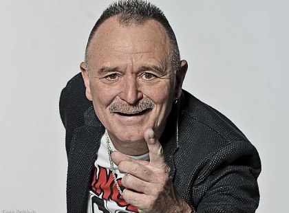 Ma 71 éves Nagy Feró, Isten éltesse!Köszöntsük őt sok lájkkal!