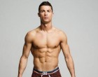 Könny szökött a szemünkbe, mikor megtudtunk, miért nincs Cristiano Ronaldón egy tetoválás sem!