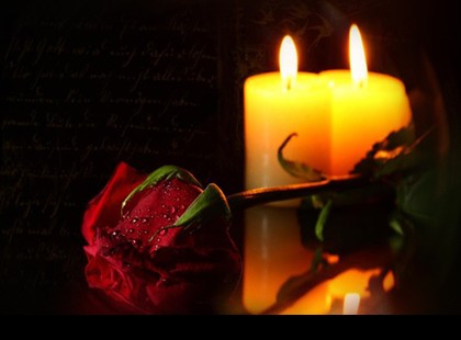 NEM VOLT ESÉLYE A RÁKKAL SZEMBEN, FELESÉGE KARJAIBAN MENT EL A VILÁGHÍRŰ SZÍNÉSZ