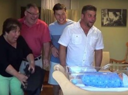 Ez a nő épp most szült de a családnak fogalma sincs mit fognak látni a gyerekágyban