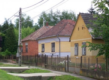 Fillérekért vehet itt házat! Mutatjuk hol vannak házak 1 millió forint alatt! Biztosan nem hallott még róla, pedig nagy segítség!