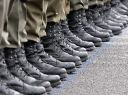 Meglepő fordulat!Nyáron visszaállítják a sorkatonaságot az oroszok miatt