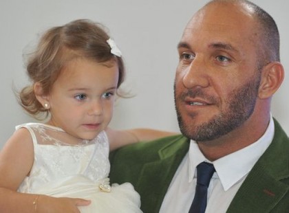 Döbbenet: Vajon miért tette ezt Berki Krisztián a kislányával?