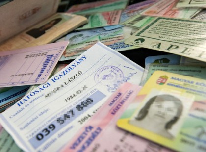 Csütörtöktől ingyen adja az állam szinte az összes okmány! Mutatjuk pontosan mi lesz ingyen! Itt a lista!
