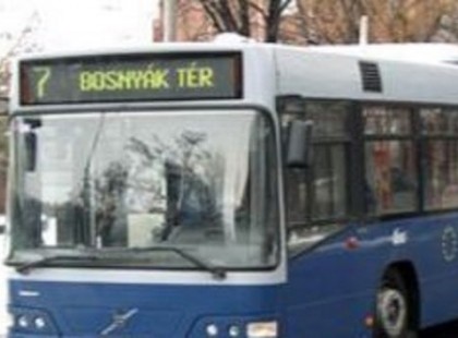 Lélekszakadva rohantam a buszhoz, de pont lekéstem. A sofőr pedig nem akármit mondott a fülkéből: