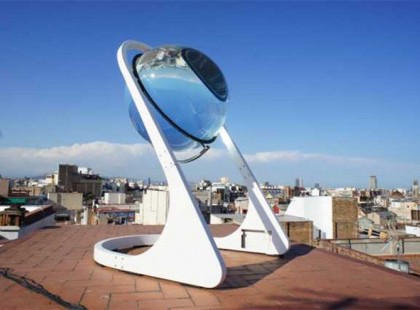 Ez a hatalmas üveggömb egy egész várost el tudna látni napenergiával!