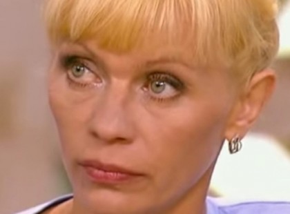 Ez a nő a kórházban hagyta fogyatékos újszülött babáját. Húsz évvel később ez a 4 szavas üzenet érkezik a lányától: